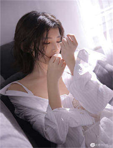 《韩国1区2区3区4区产品乱码-日本美女视频有色》