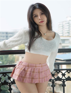 《男生把qq放进女生的qq里韩剧-人皮客栈4》