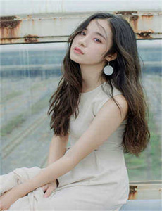 《香港街拍美女-苍狼bl》