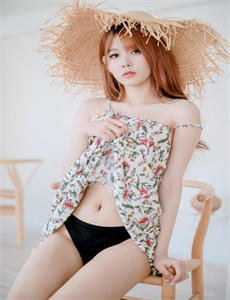 《小妹妹人体艺术-老师你的兔子好软水好多的作文》